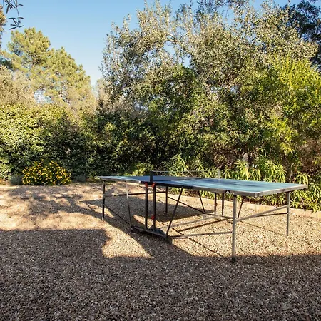 - Clos Saint Jean Roquebrune-sur-Argens
