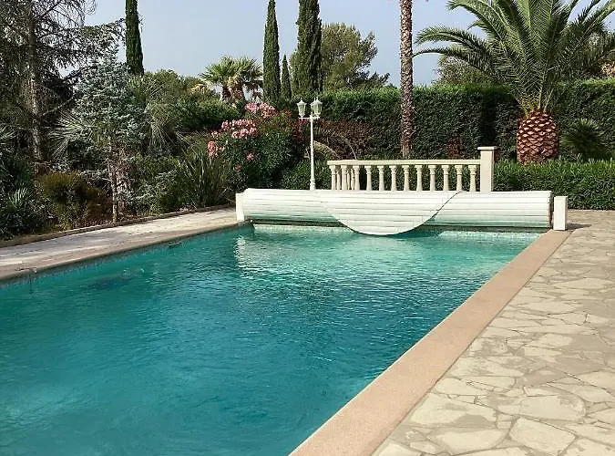 - Clos Saint Jean * روكبرون-سور-أرجينس